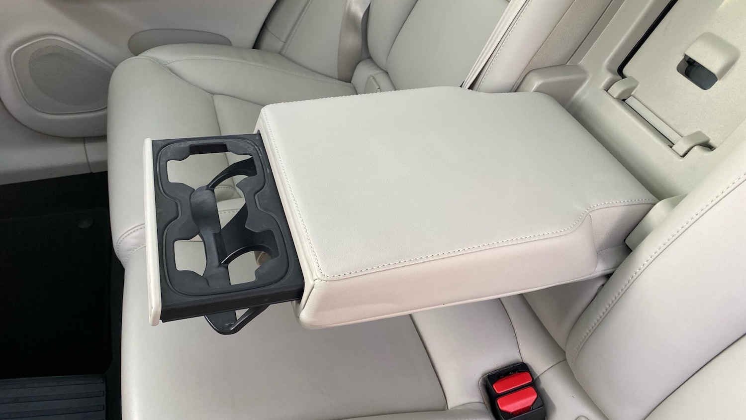 Used Volvo XC60 2022 for sale - 77131985: Photo 41