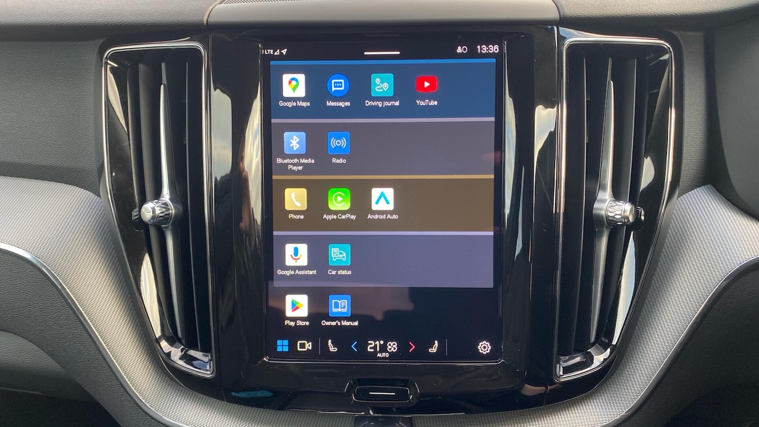 Used Volvo XC60 2024 for sale - 76936268: Photo 17