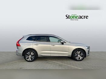 Used Volvo XC60 2024 for sale - 76936268: Photo