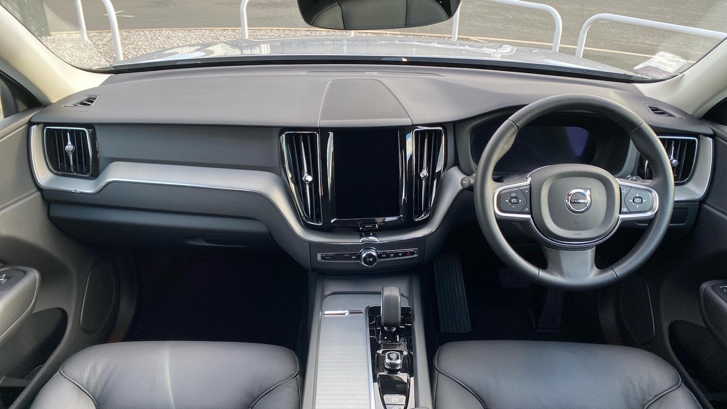 Used Volvo XC60 2024 for sale - 76936268: Photo 5