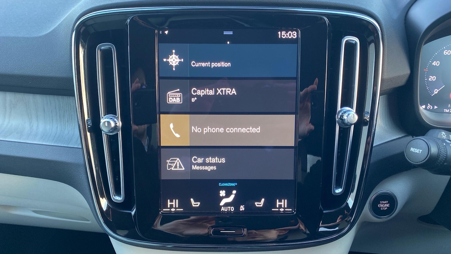 Used Volvo XC40 for sale - 76728684: Photo 13