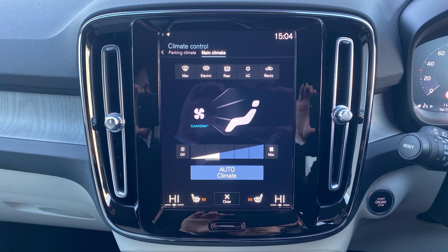 Used Volvo XC40 for sale - 76728684: Photo 15