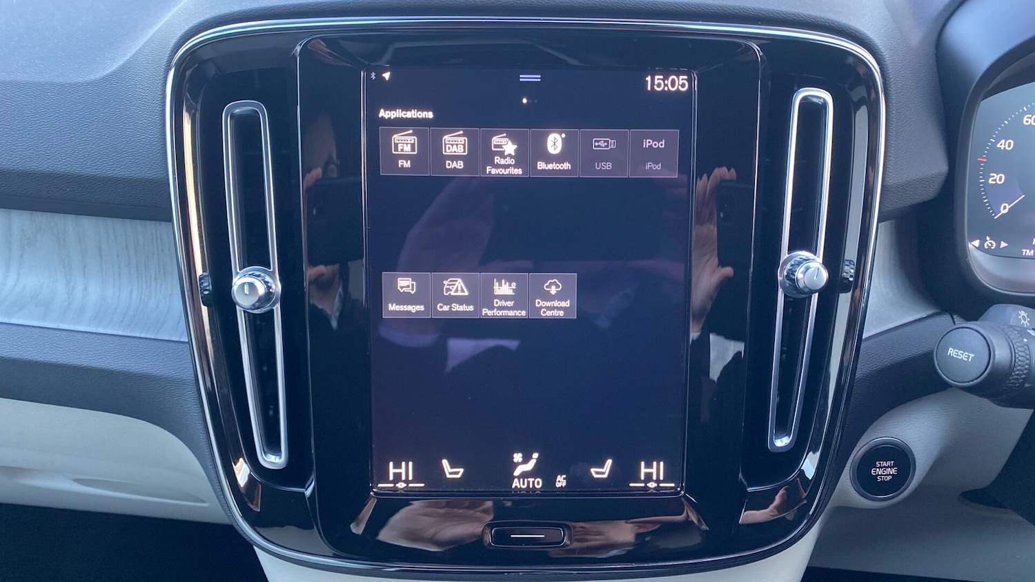 Used Volvo XC40 for sale - 76728684: Photo 17