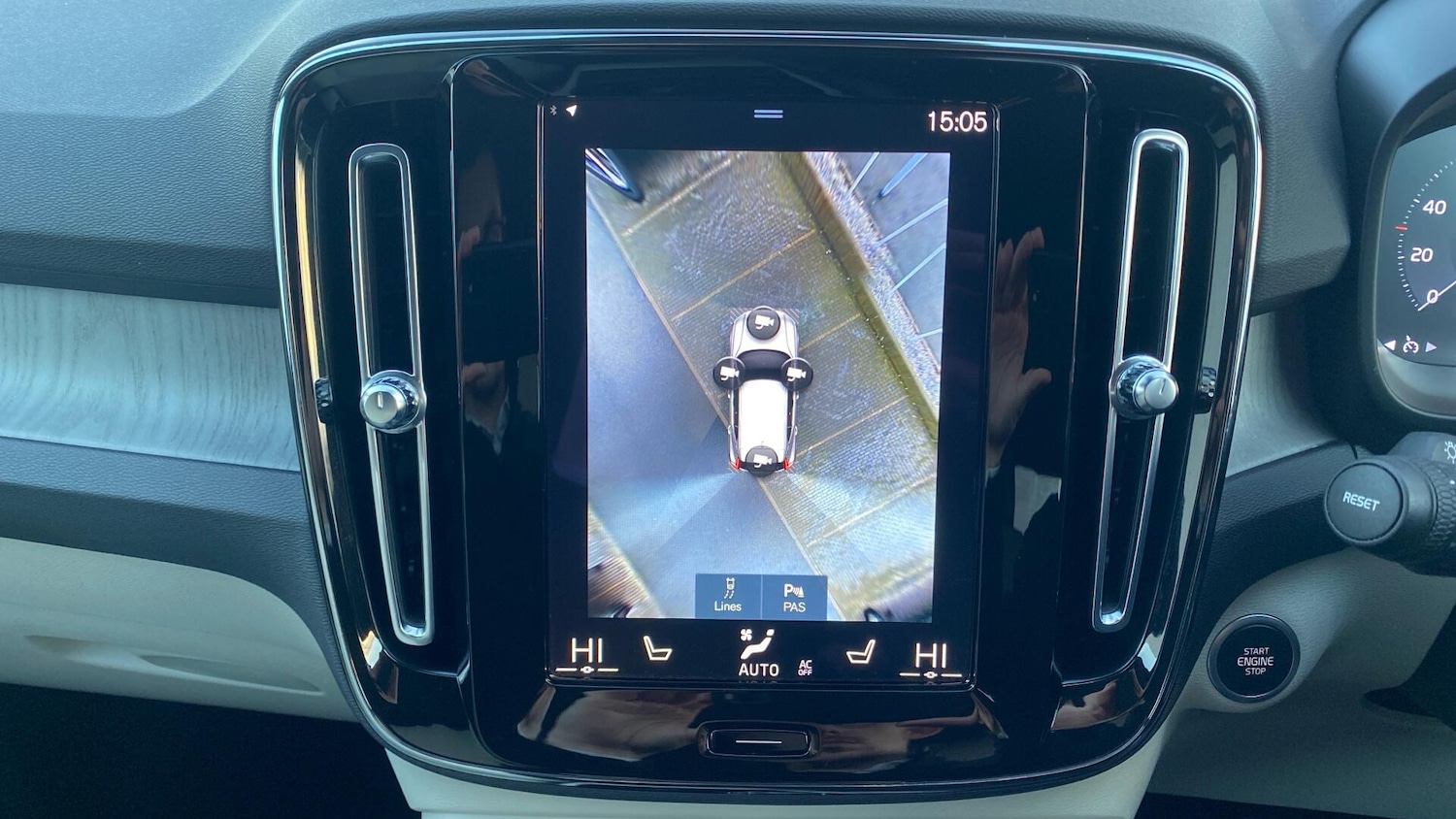 Used Volvo XC40 for sale - 76728684: Photo 20