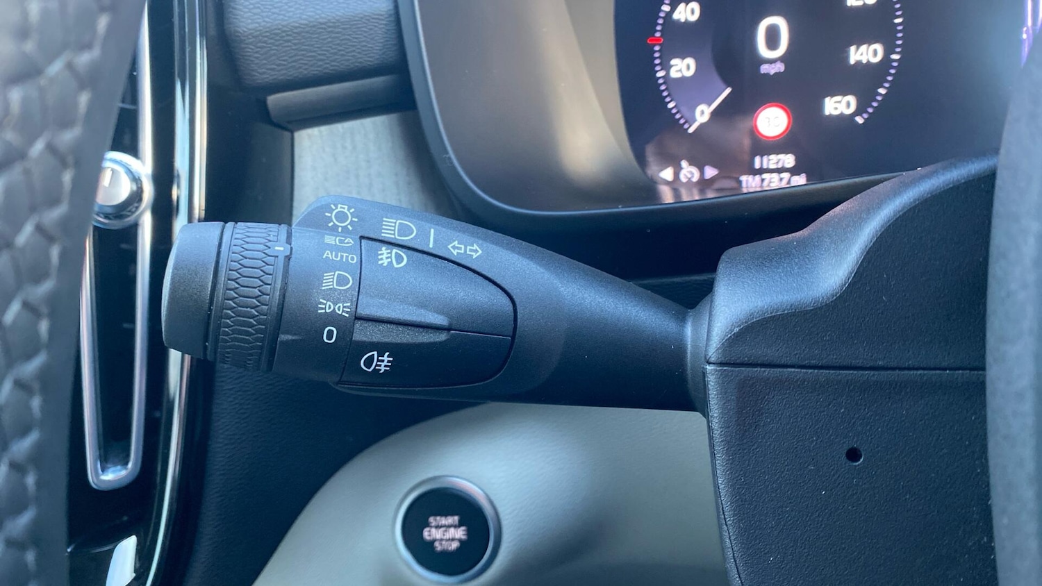 Used Volvo XC40 for sale - 76728684: Photo 21