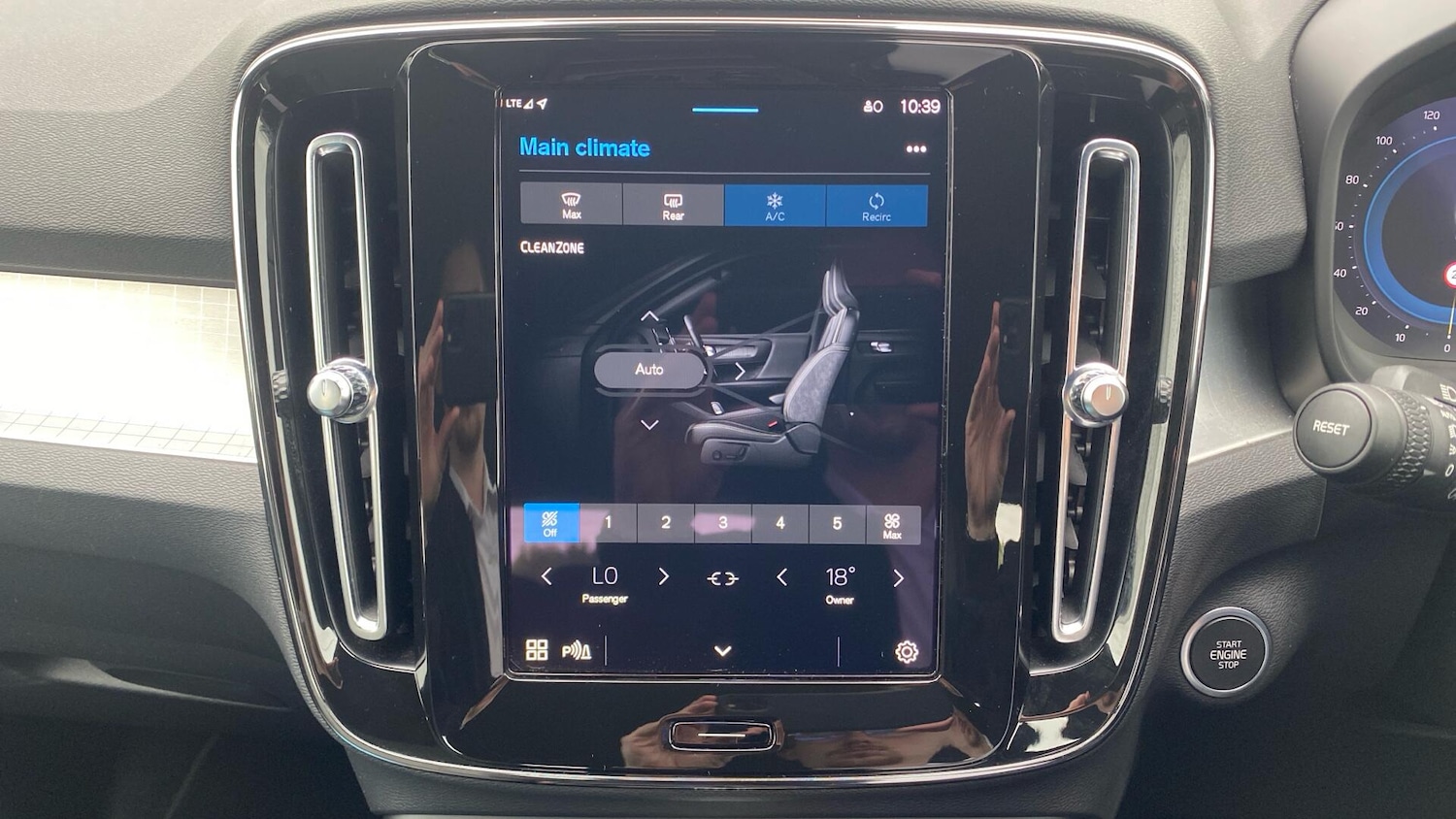 Used Volvo XC40 2022 for sale - 76151917: Photo 18
