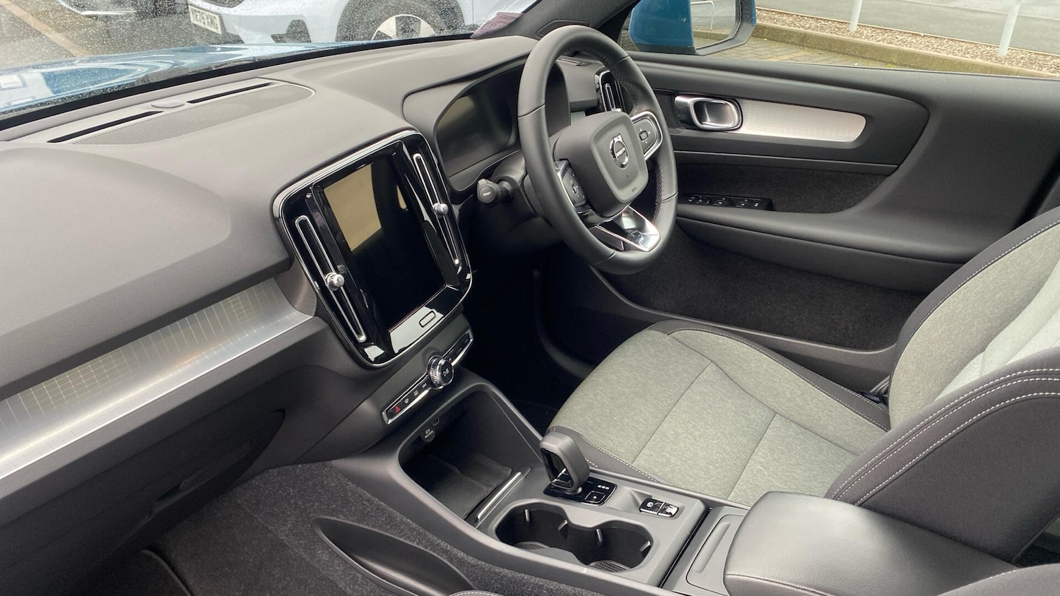 Used Volvo XC40 2022 for sale - 76151917: Photo 36