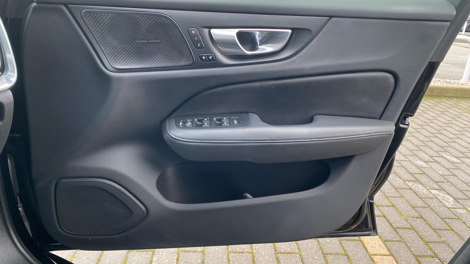 Used Volvo S60 for sale - 77191119: Photo 29