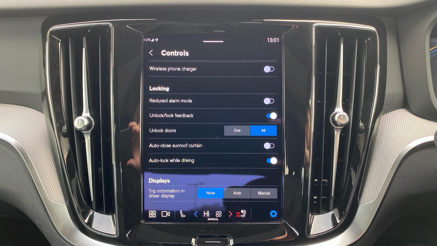 Used Volvo S60 for sale - 77191119: Photo 35