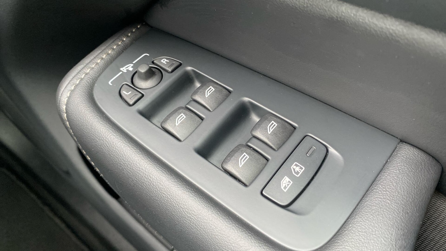 Used Volvo XC60 2025 for sale - 77537253: Photo 20