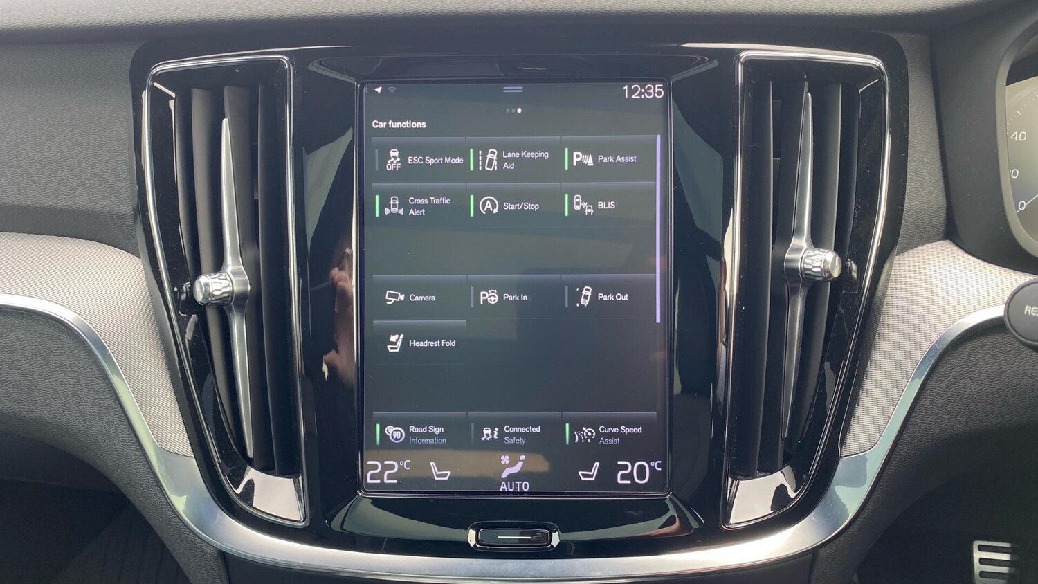 Used Volvo V60 for sale - 77824167: Photo 17