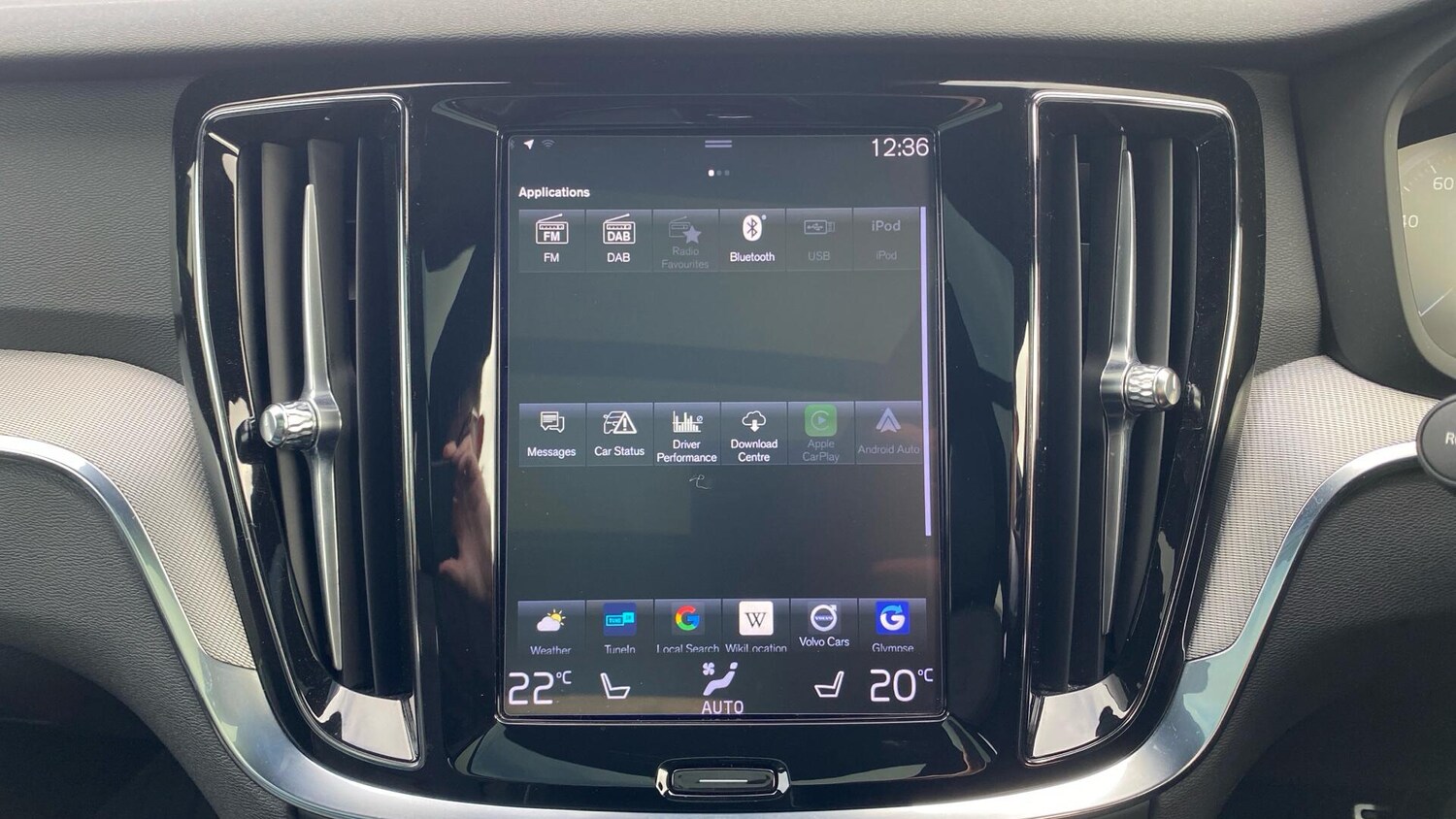 Used Volvo V60 for sale - 77824167: Photo 25