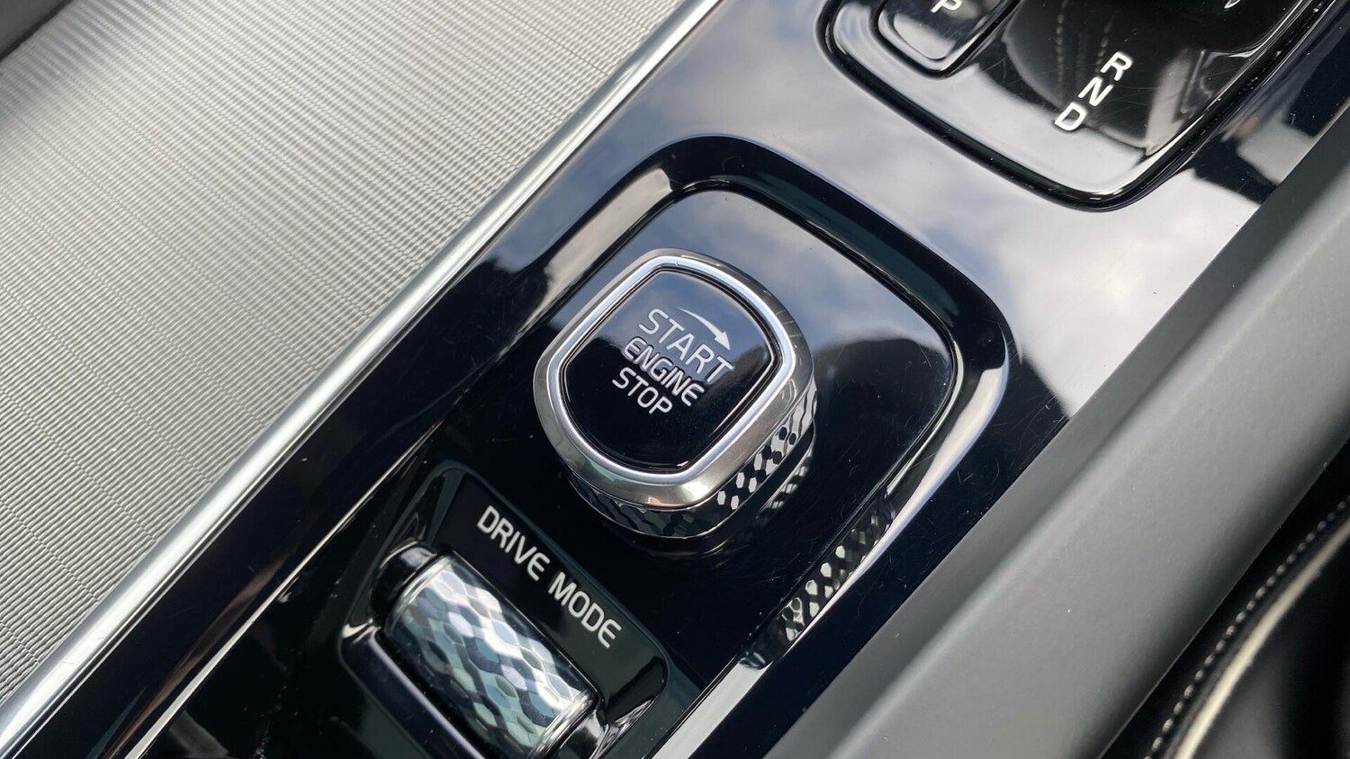 Used Volvo V60 for sale - 77824167: Photo 27