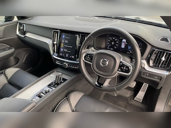 Used Volvo V60 2021 for sale - 77824167: Photo