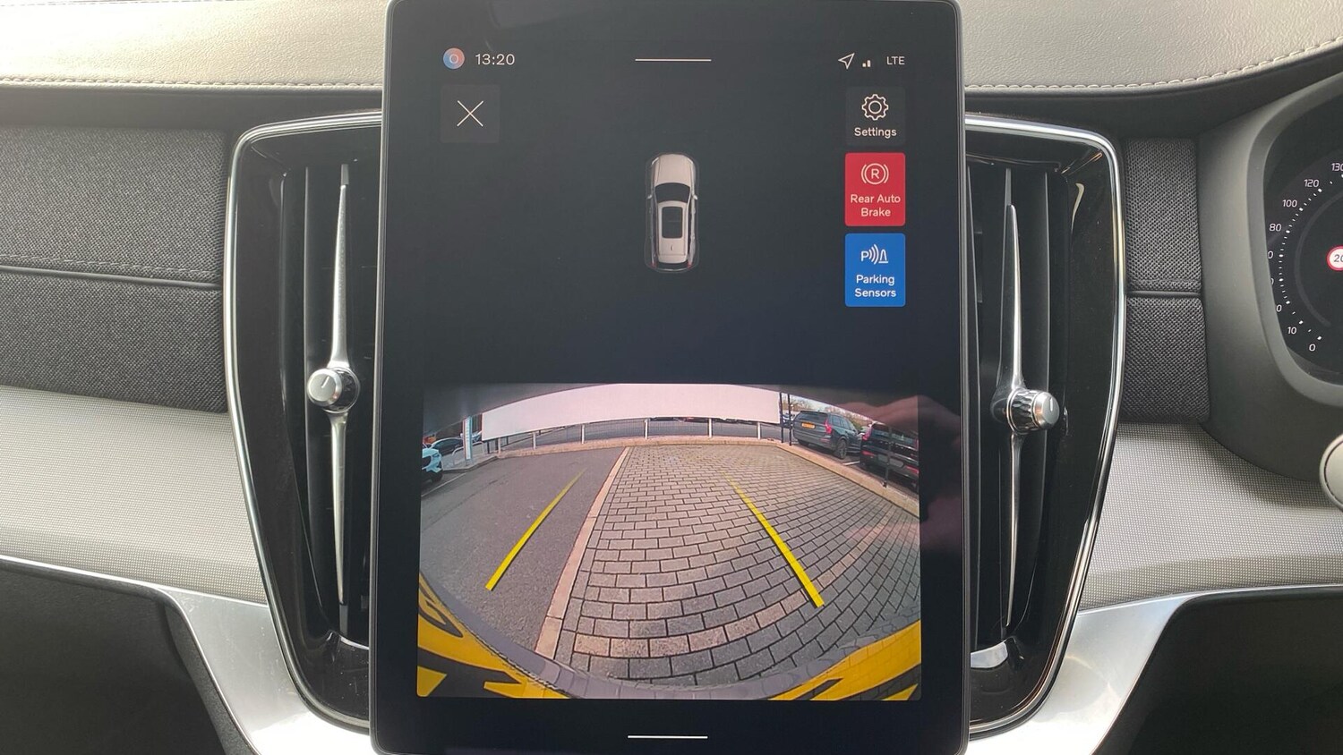 Used Volvo XC90 for sale - 77704920: Photo 31