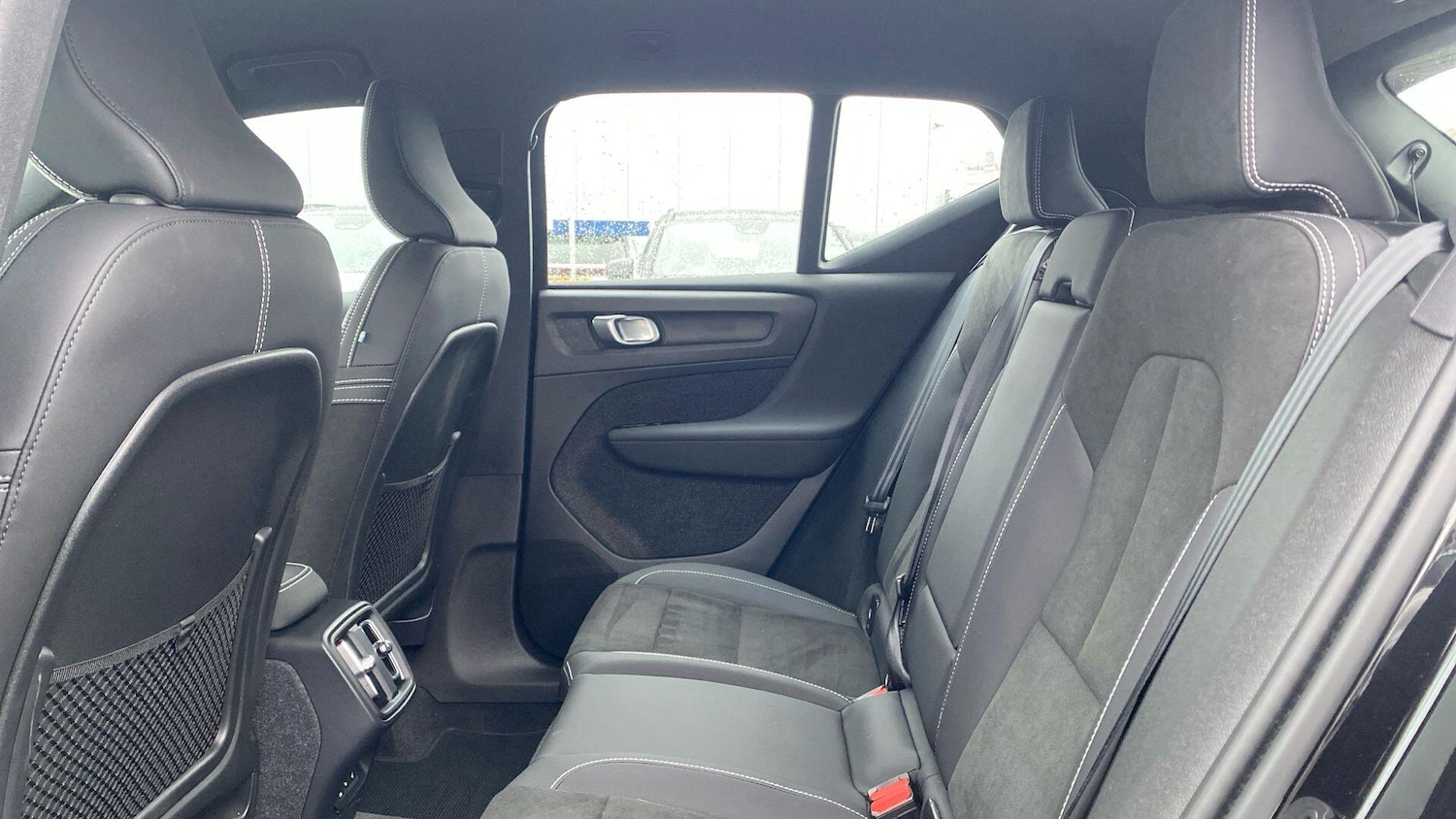 Used Volvo XC40 2023 for sale - 77537142: Photo 14