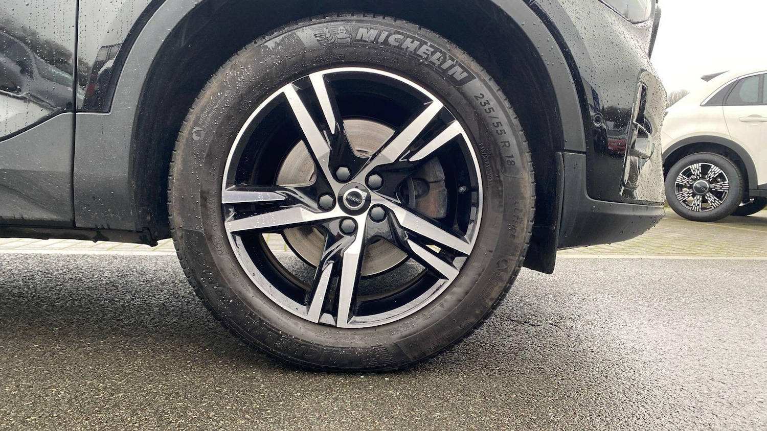 Used Volvo XC40 2023 for sale - 77537142: Photo 27