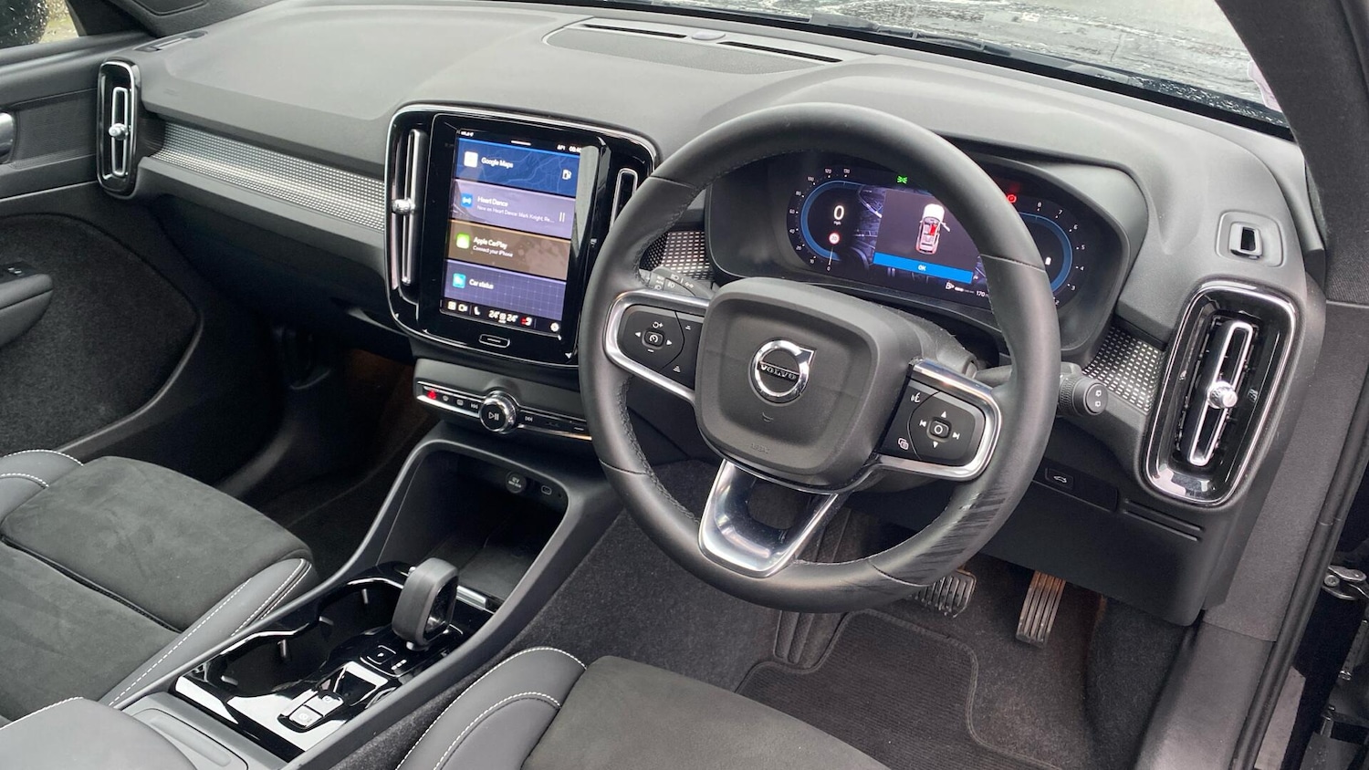 Used Volvo XC40 2023 for sale - 77537142: Photo 45