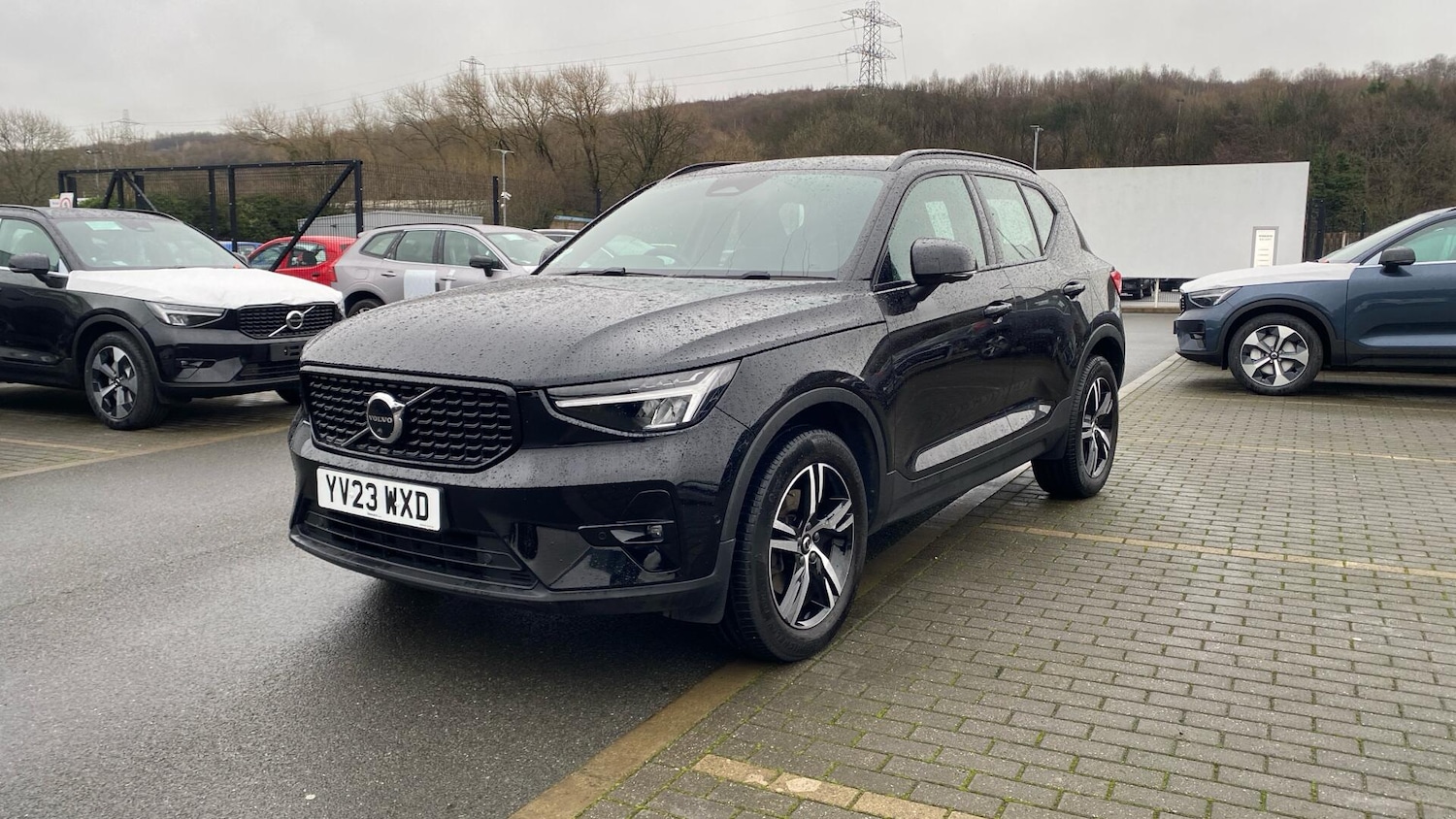 Used Volvo XC40 2023 for sale - 77537142: Photo 76