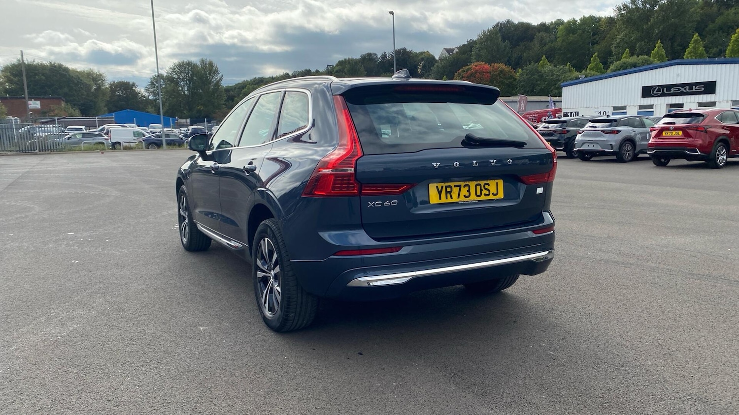 Used Volvo XC60 2023 for sale - 76024696: Photo 38