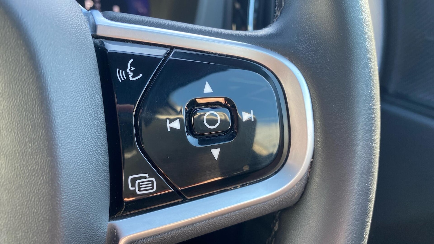 Used Volvo XC60 2022 for sale - 78034046: Photo 18