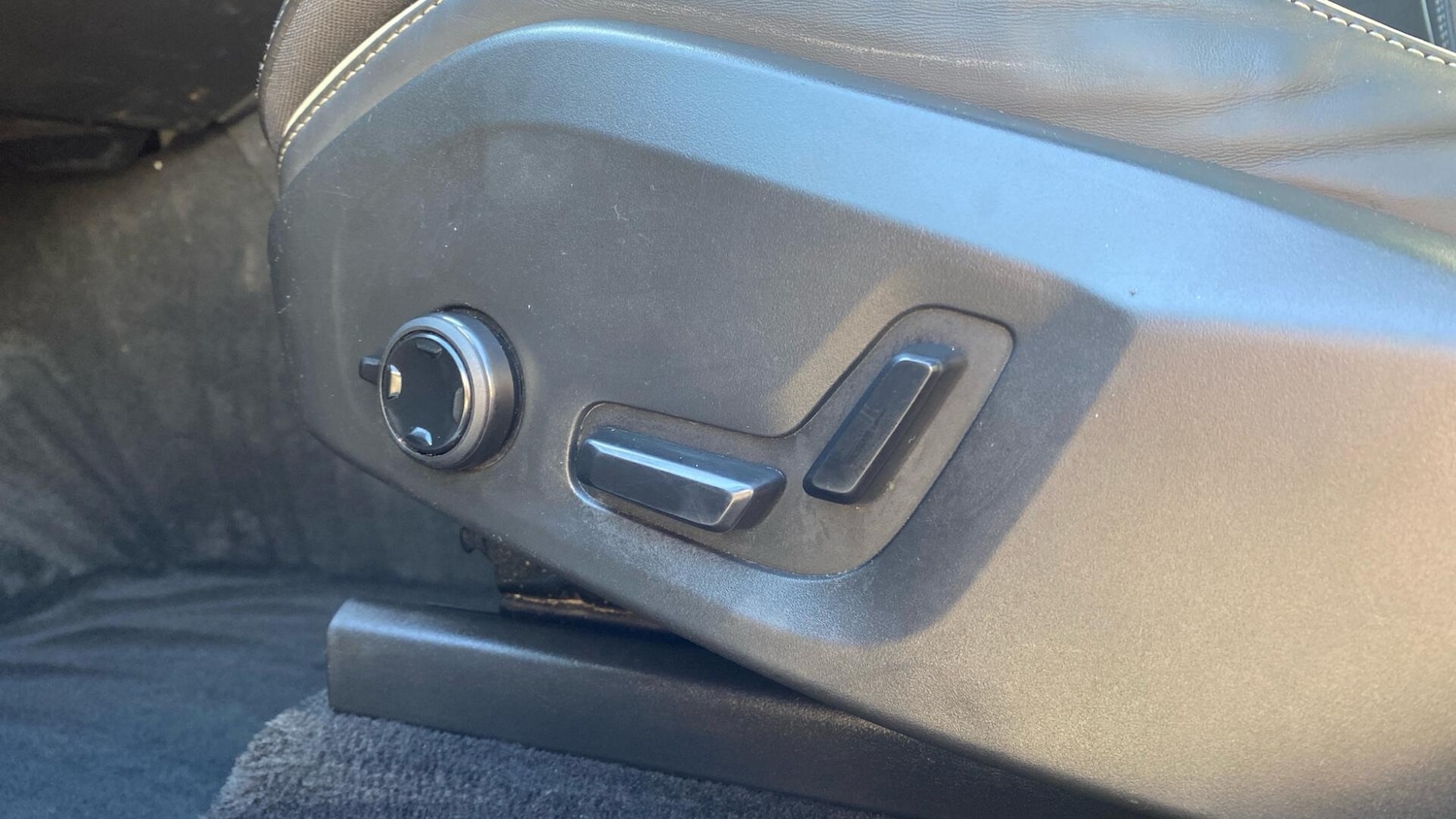 Used Volvo XC60 2022 for sale - 78034046: Photo 25