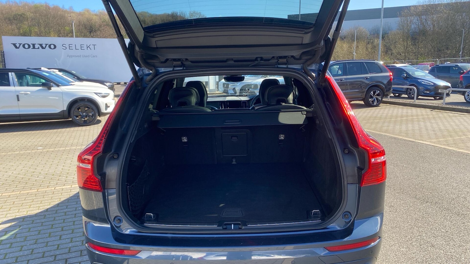 Used Volvo XC60 2022 for sale - 78034046: Photo 35