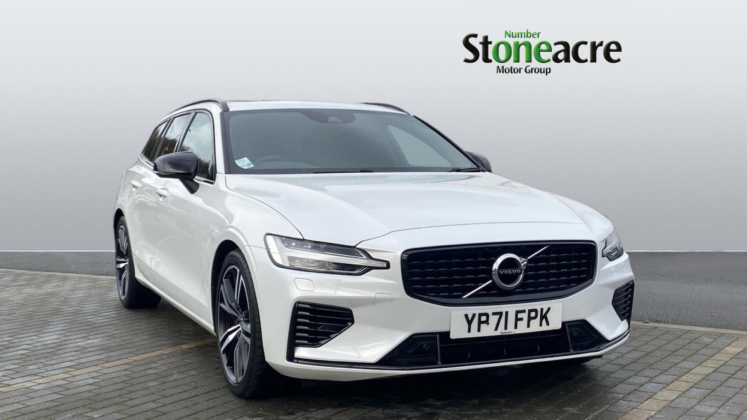 Used Volvo V60 2021 for sale - 76752950: Photo 1