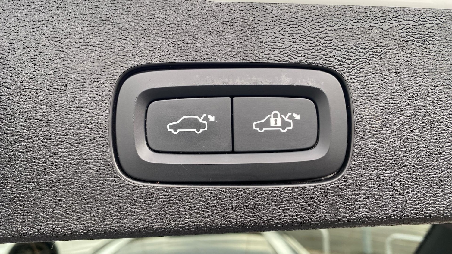 Used Volvo V60 2021 for sale - 76752950: Photo 36