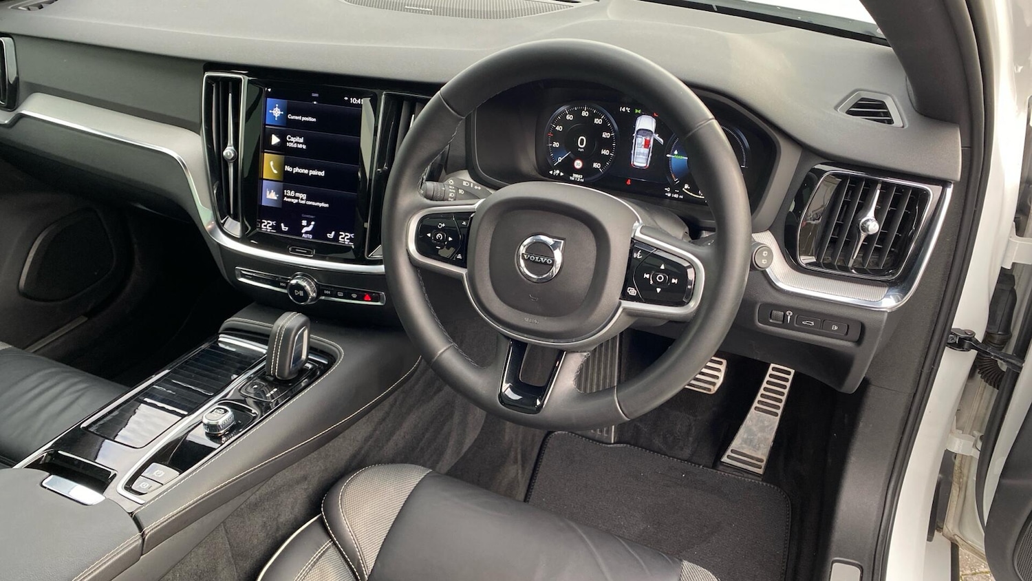 Used Volvo V60 2021 for sale - 76752950: Photo 5