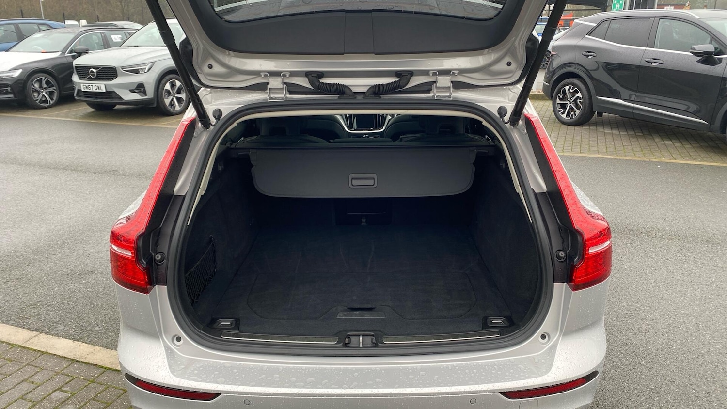 Used Volvo V60 2025 for sale - 77455612: Photo 13