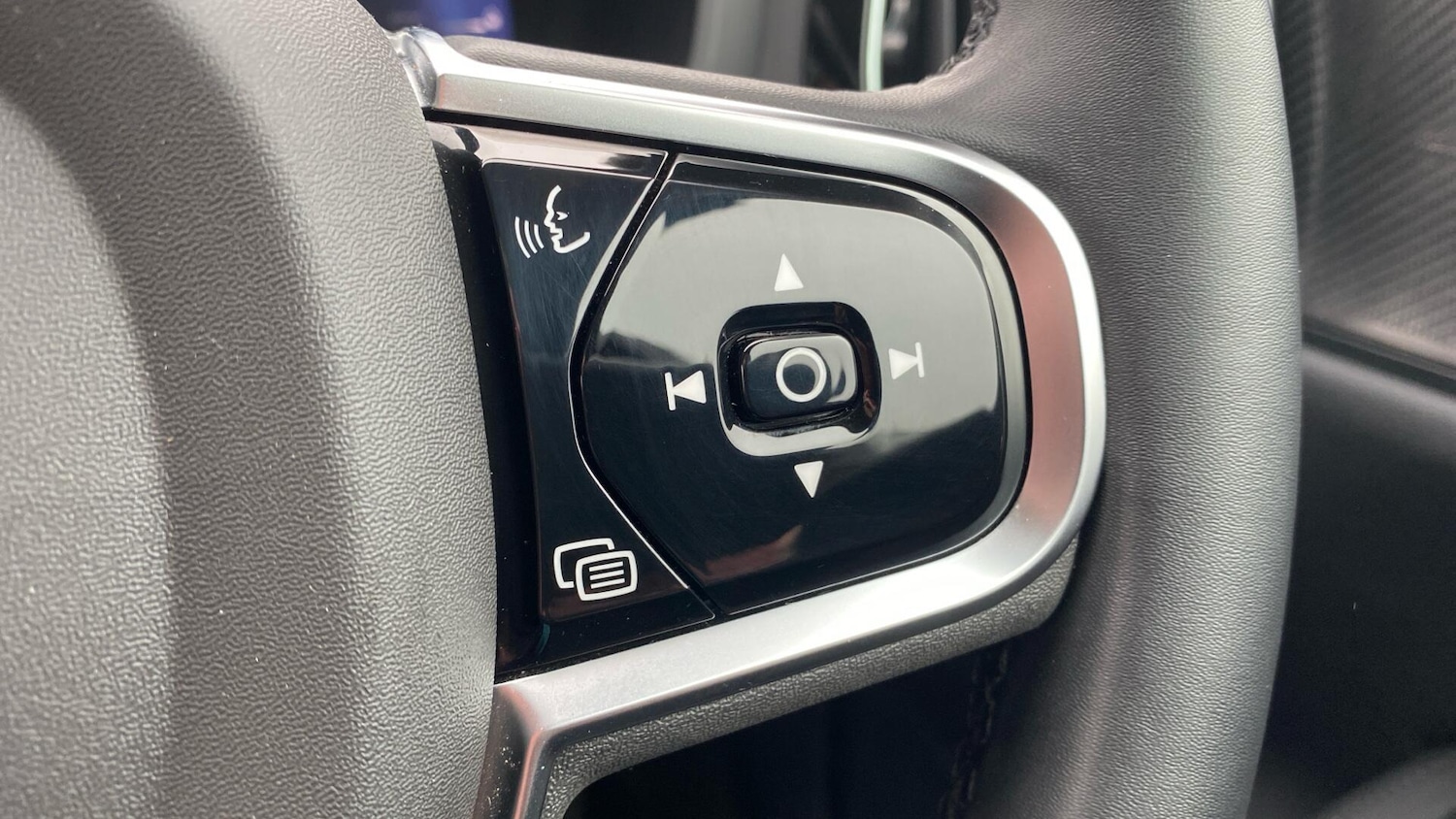 Used Volvo V60 2025 for sale - 77455612: Photo 22