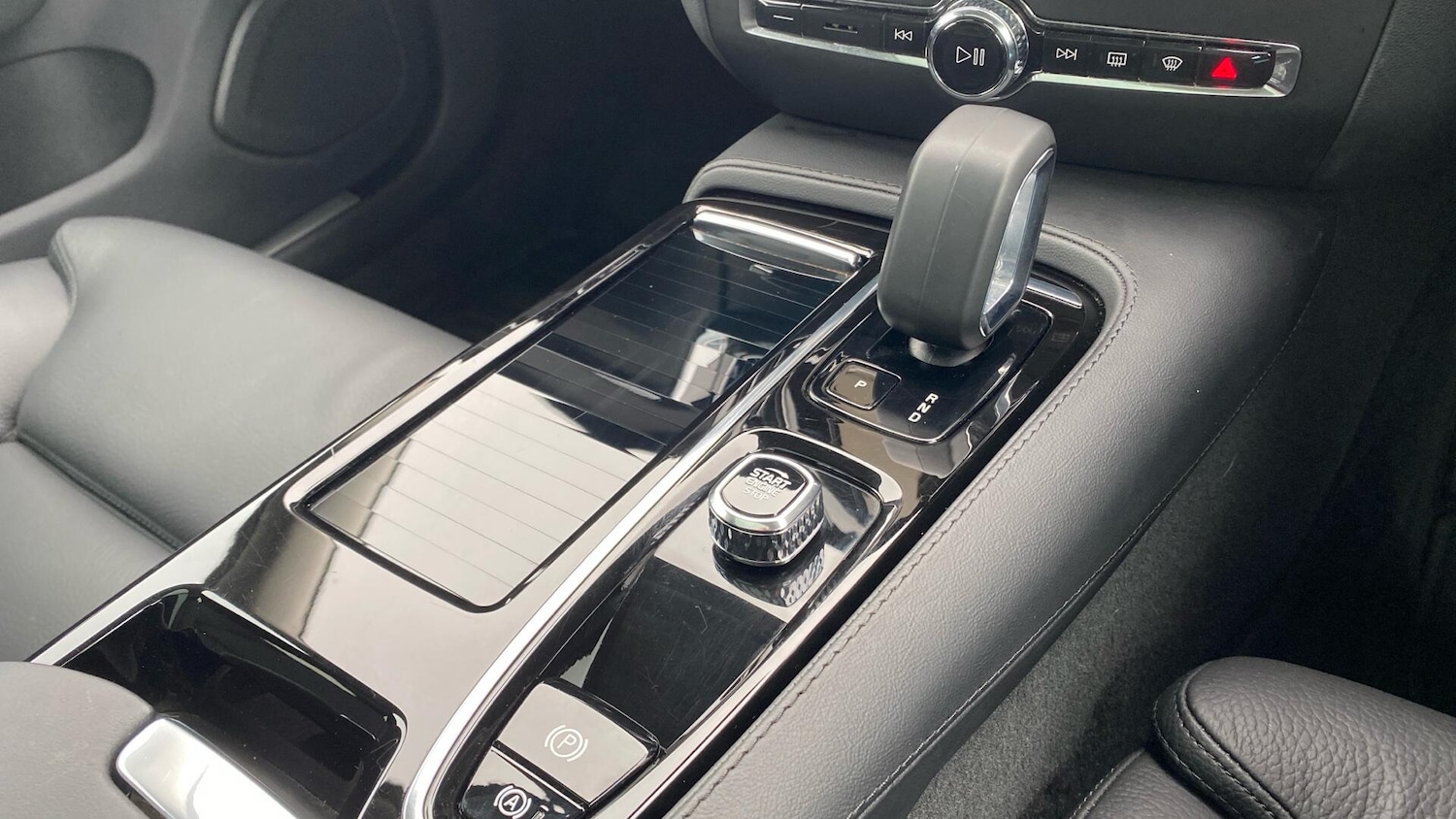 Used Volvo V60 2025 for sale - 77455612: Photo 26