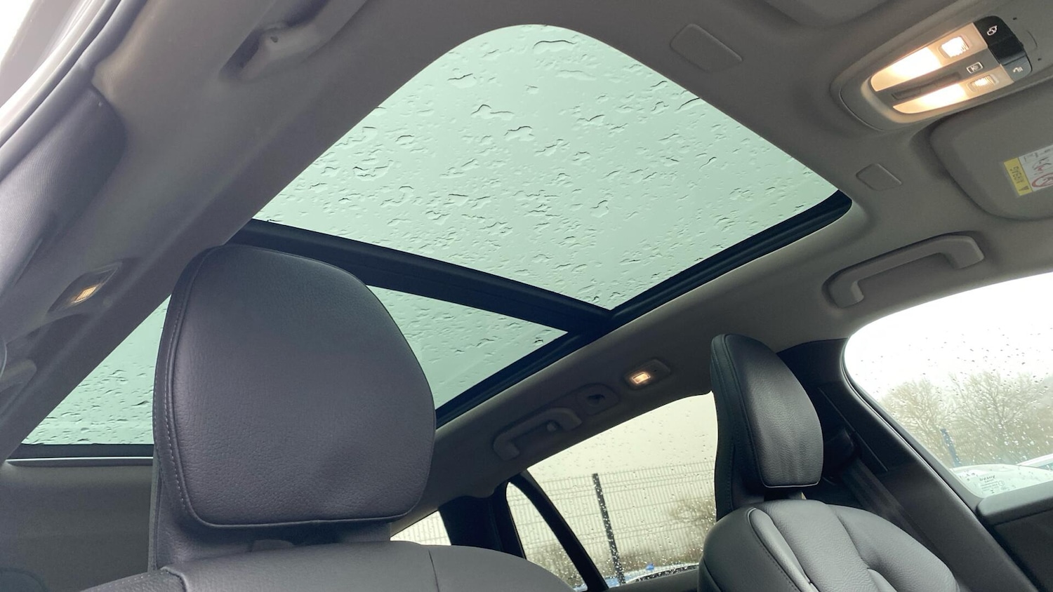 Used Volvo V60 2025 for sale - 77455612: Photo 31