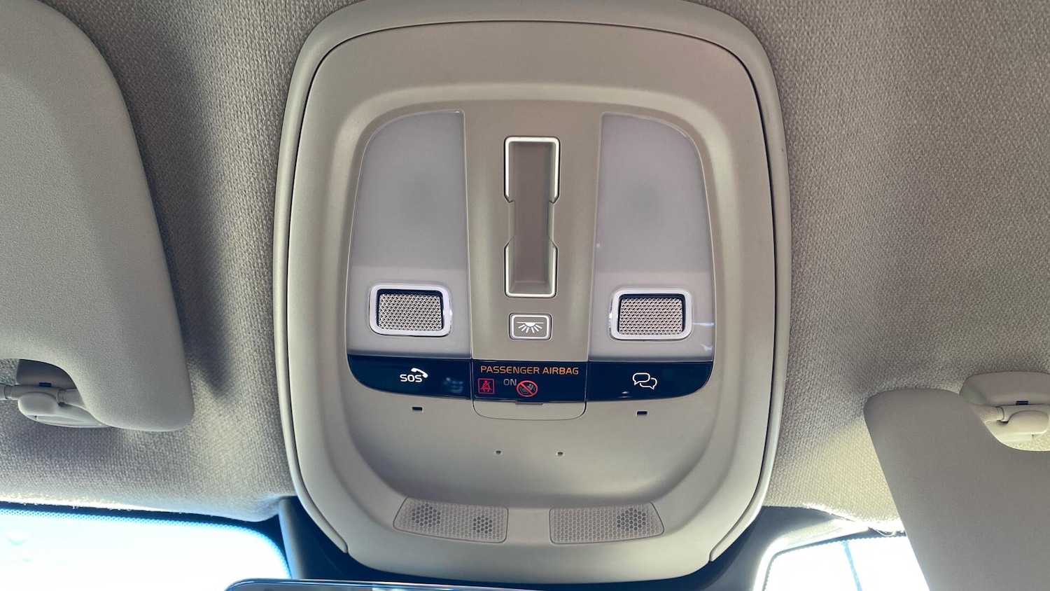 Used Volvo XC40 2024 for sale - 77255181: Photo 22