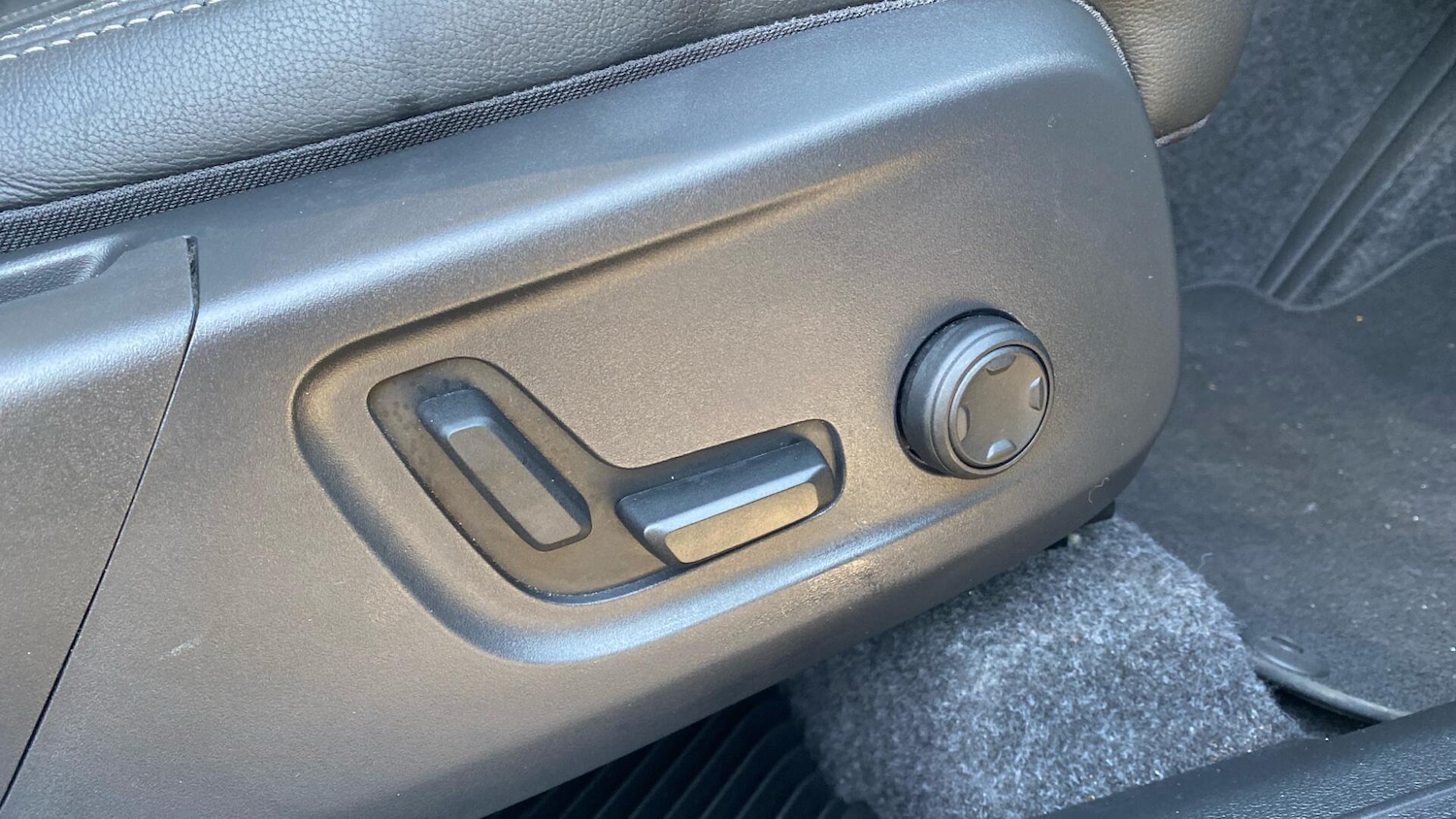 Used Volvo XC40 2024 for sale - 77255181: Photo 23