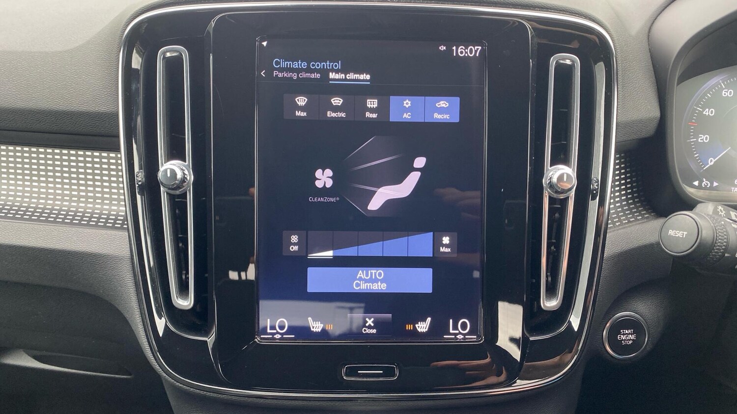 Used Volvo XC40 for sale - 78215154: Photo 14