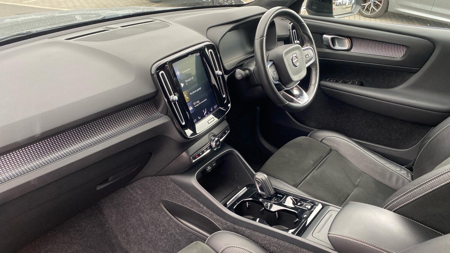 Used Volvo XC40 for sale - 78215154: Photo 33