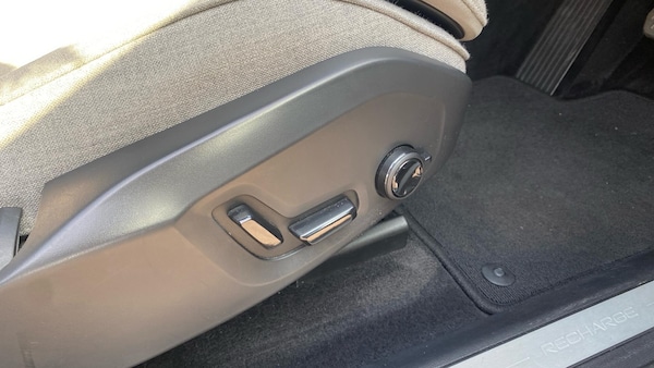 Used Volvo XC60 2023 for sale - 75493756: Photo 28