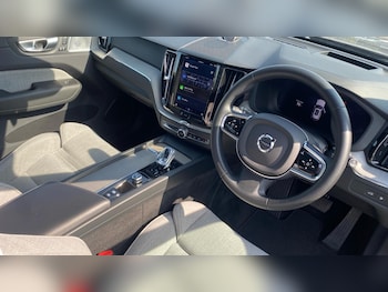 Used Volvo XC60 2023 for sale - 75493756: Photo