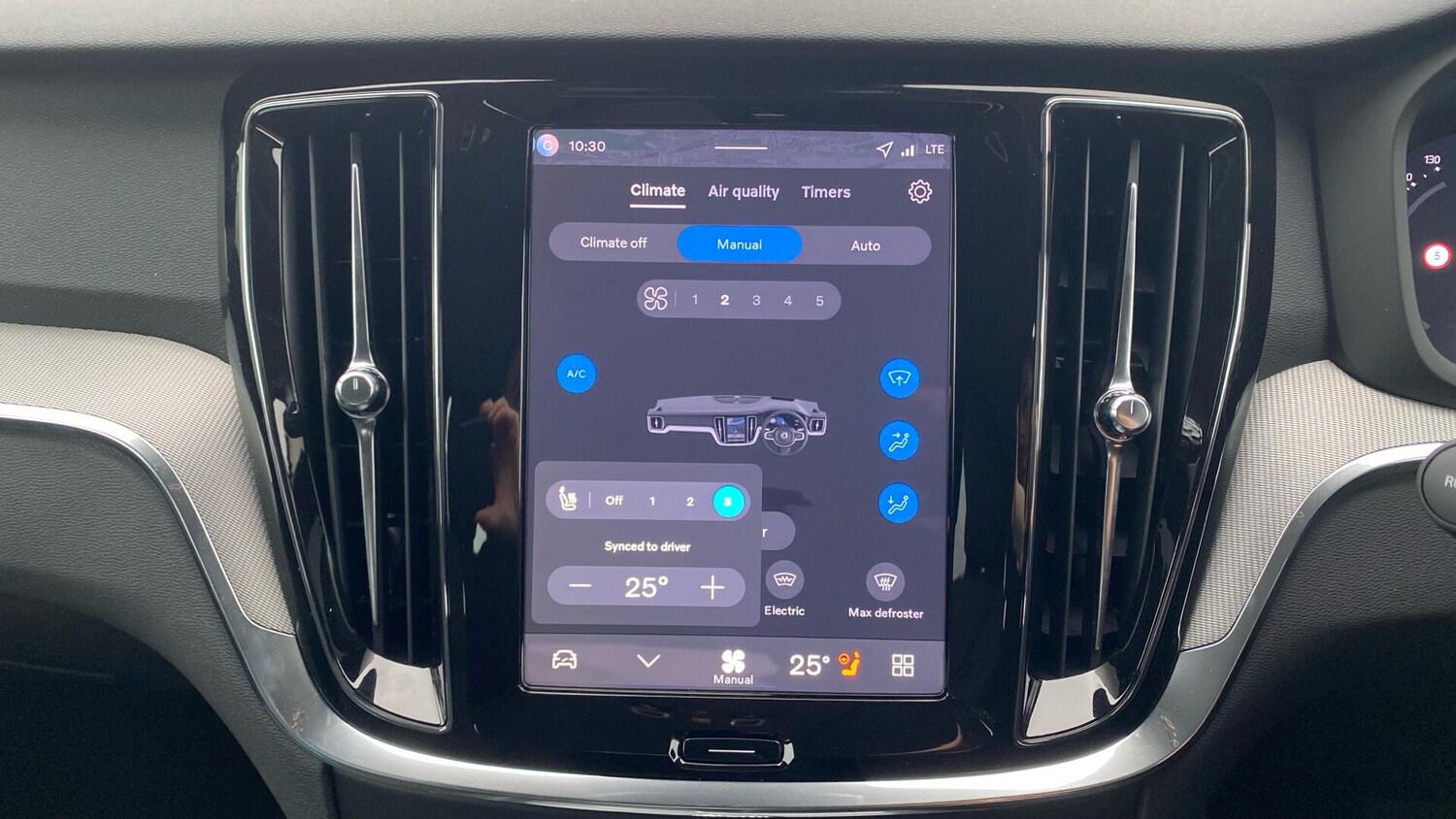 Used Volvo V60 2025 for sale - 77425180: Photo 29