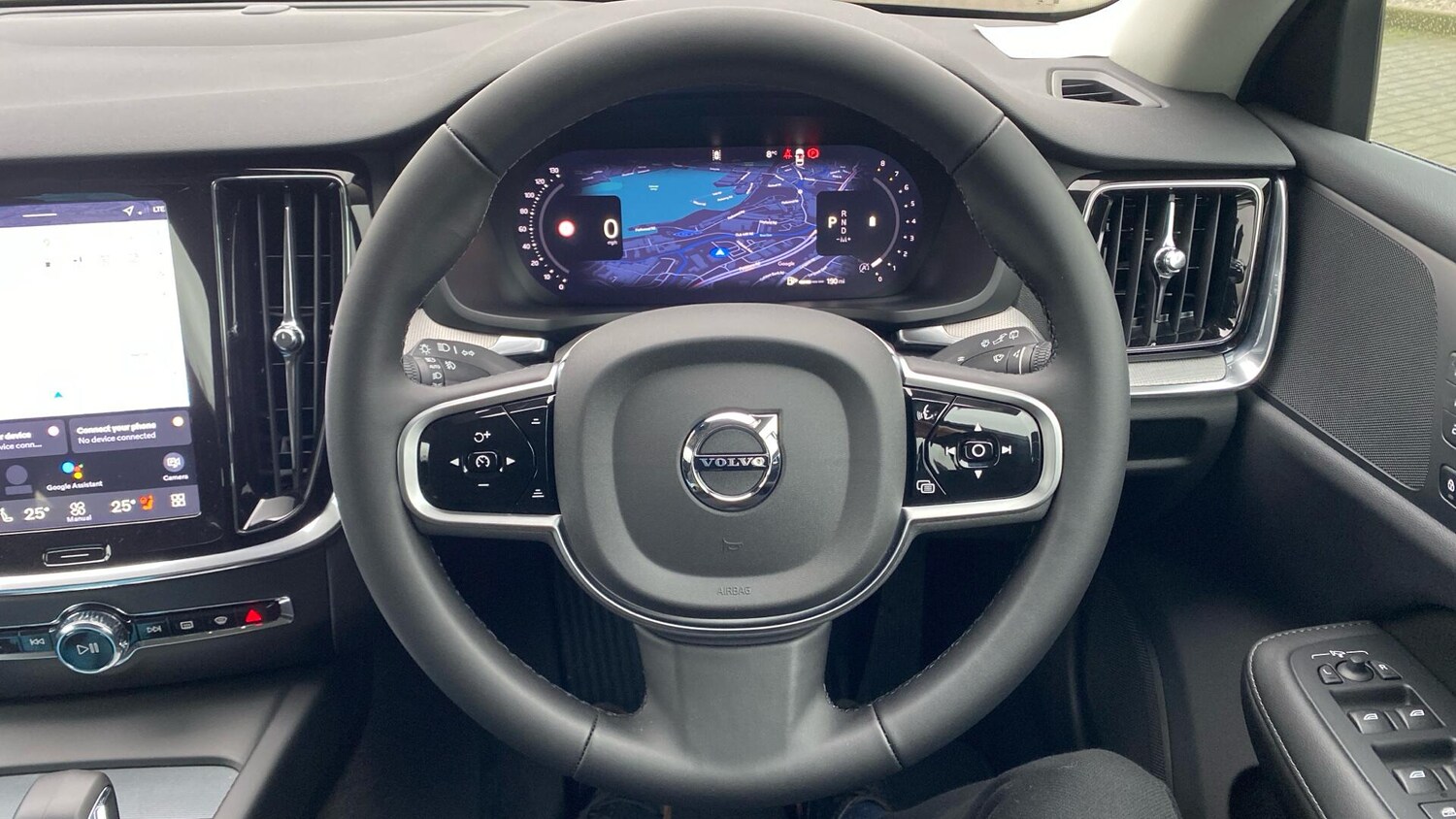 Used Volvo V60 2025 for sale - 77425180: Photo 39