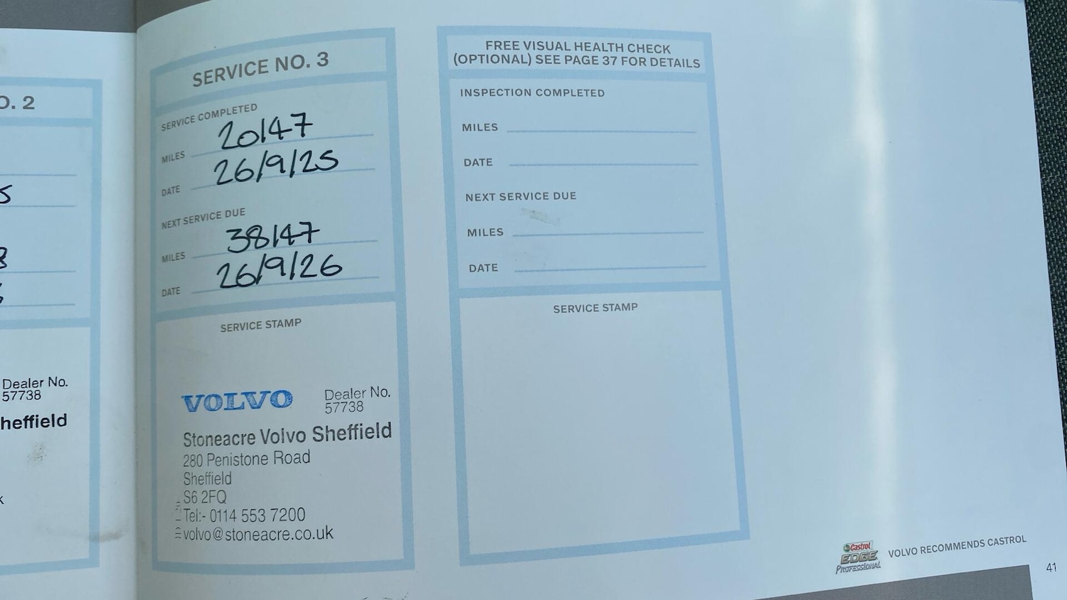 Used Volvo XC40 2023 for sale - 76137639: Photo 15