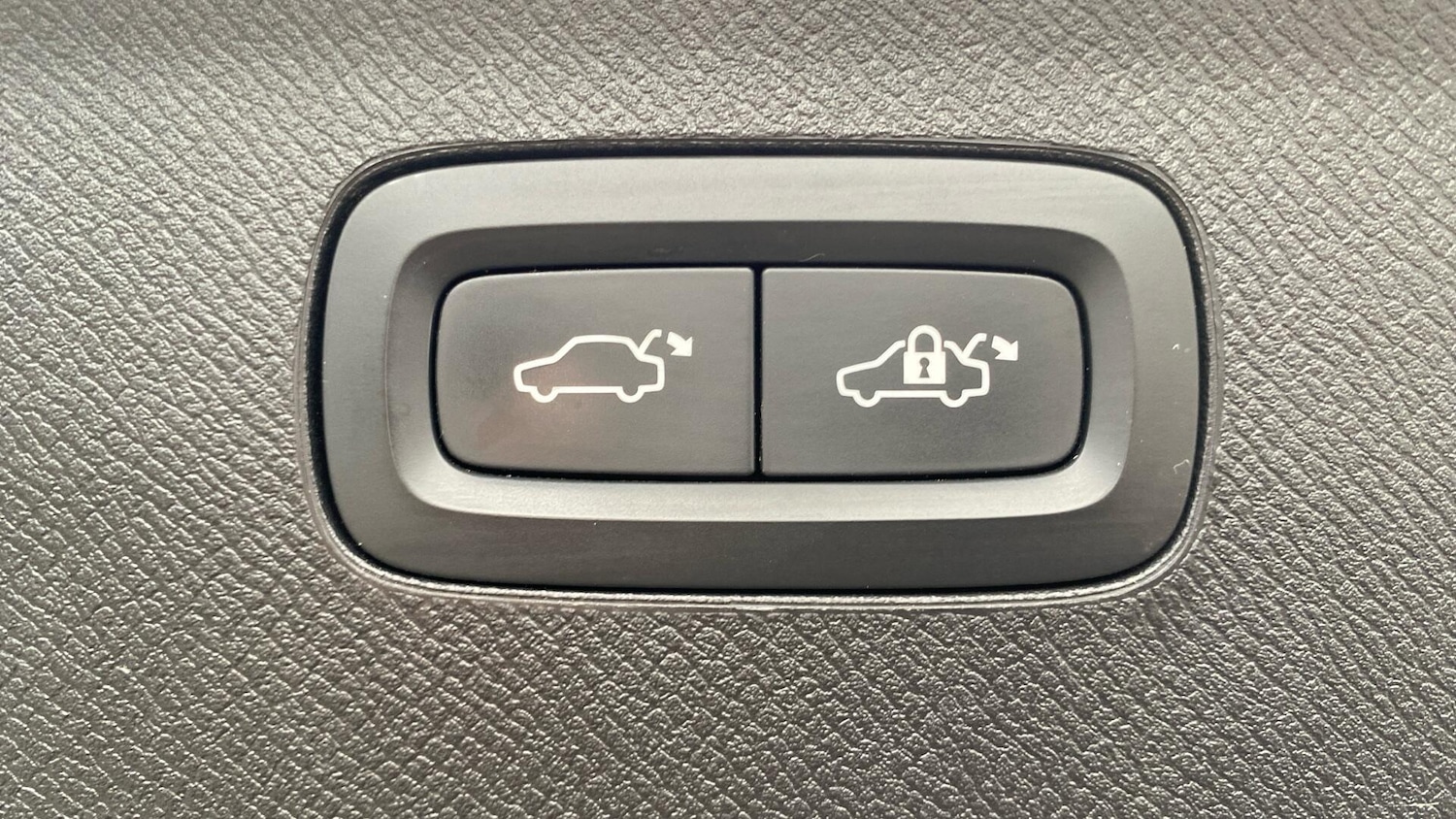 Used Volvo XC90 2022 for sale - 76715158: Photo 36