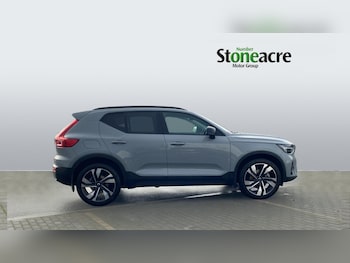 Used Volvo XC40 2024 for sale - 76327102: Photo