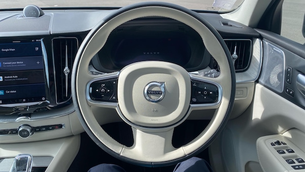 Used Volvo XC60 2024 for sale - 75552539: Photo 10