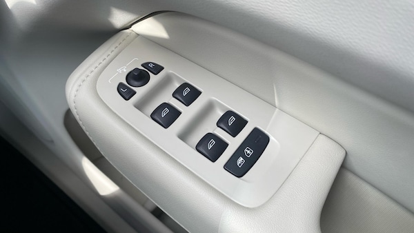 Used Volvo XC60 2024 for sale - 75552539: Photo 22