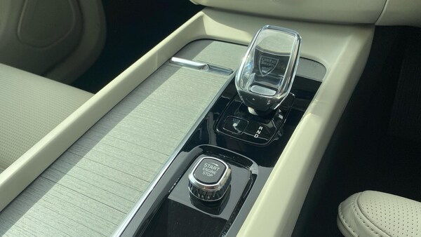 Used Volvo XC60 2024 for sale - 75552539: Photo 24