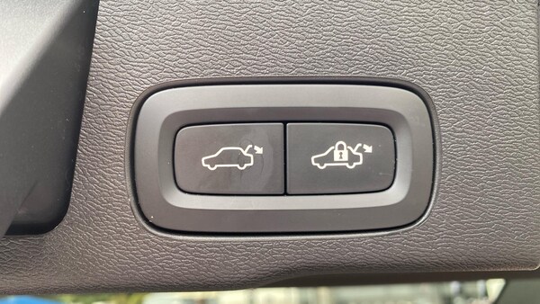 Used Volvo XC60 2024 for sale - 75552539: Photo 32