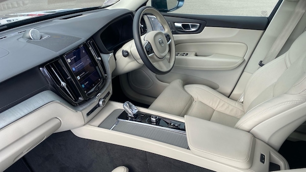 Used Volvo XC60 2024 for sale - 75552539: Photo 37
